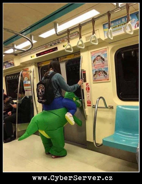 Když předpokládáš, že v metru si zase nepůjde sednout